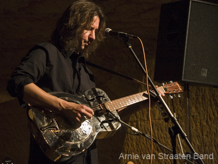 resonator_arnie_02