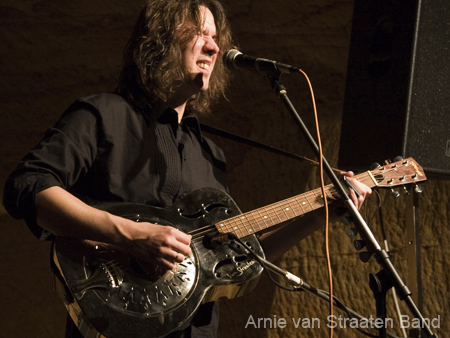 resonator_arnie_05